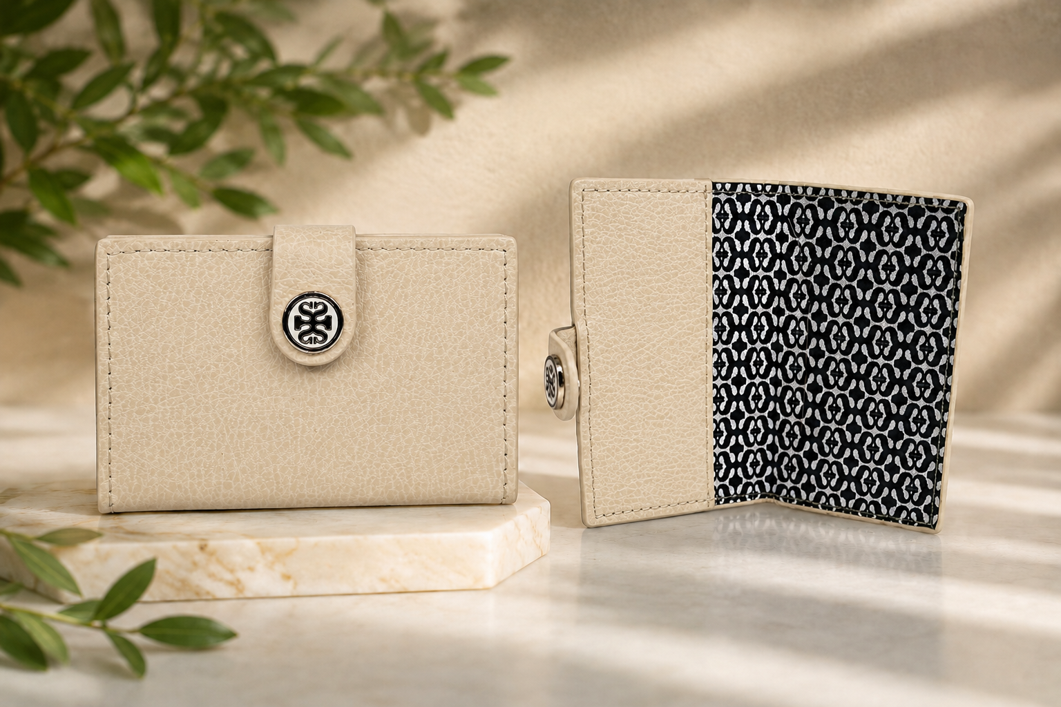 The Almond Gia Mini Wallet